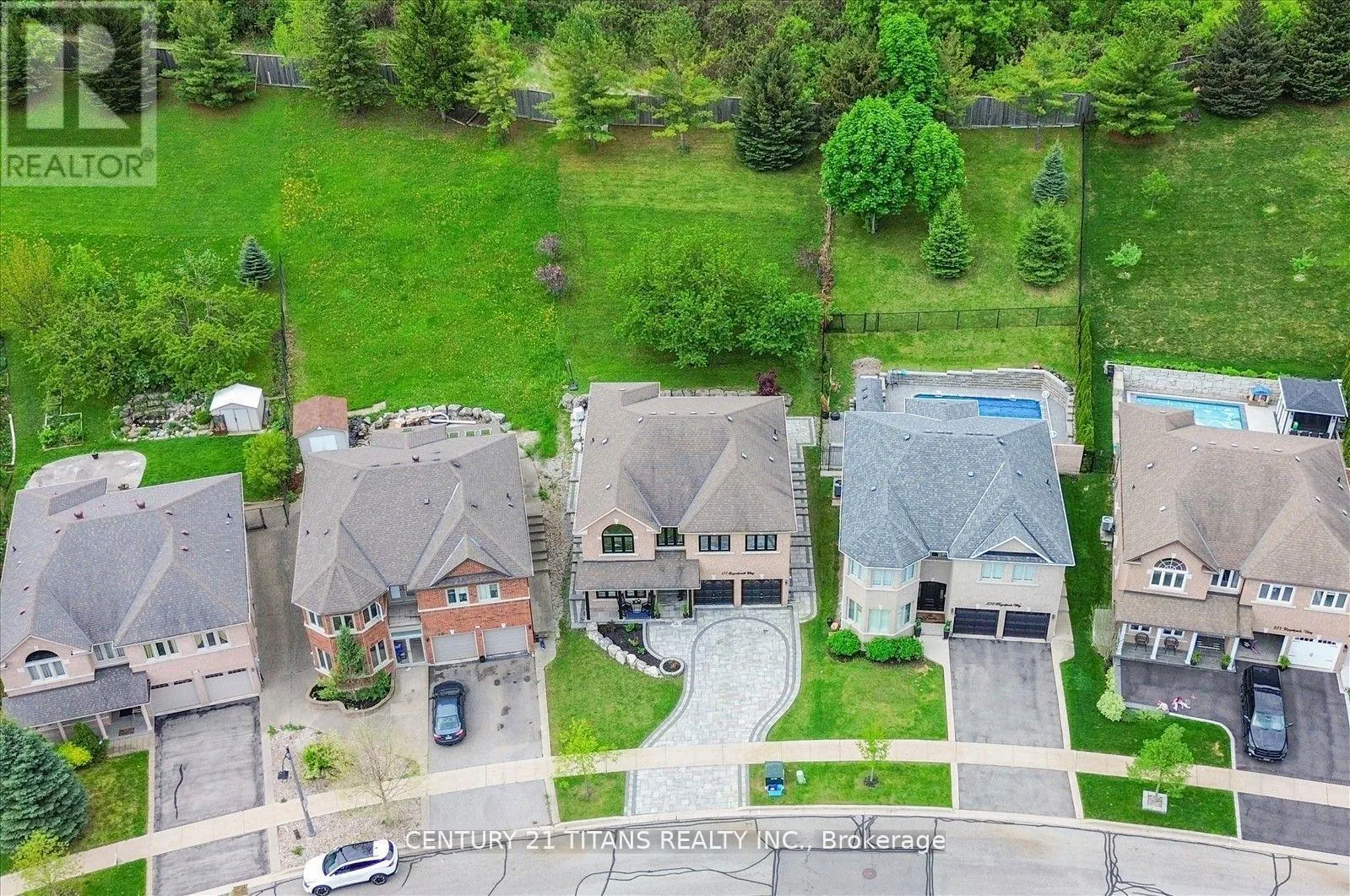577 ROYALPARK WAY