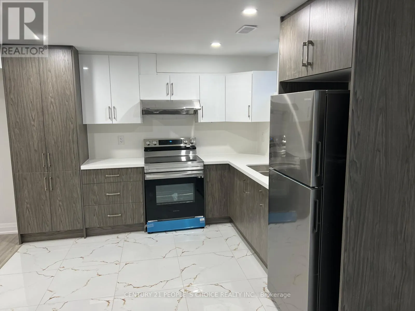#BSMT - 19 ANTORISA AVENUE E