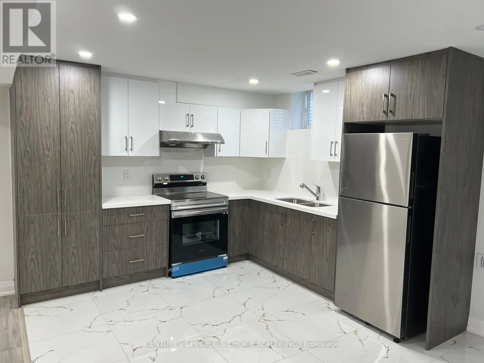 #BSMT - 19 ANTORISA AVENUE E
