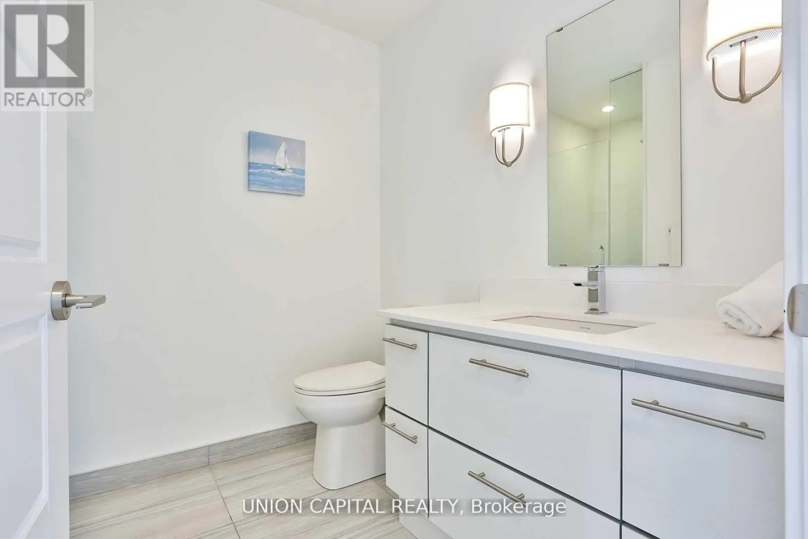 B212 - 271 SEA RAY AVENUE
