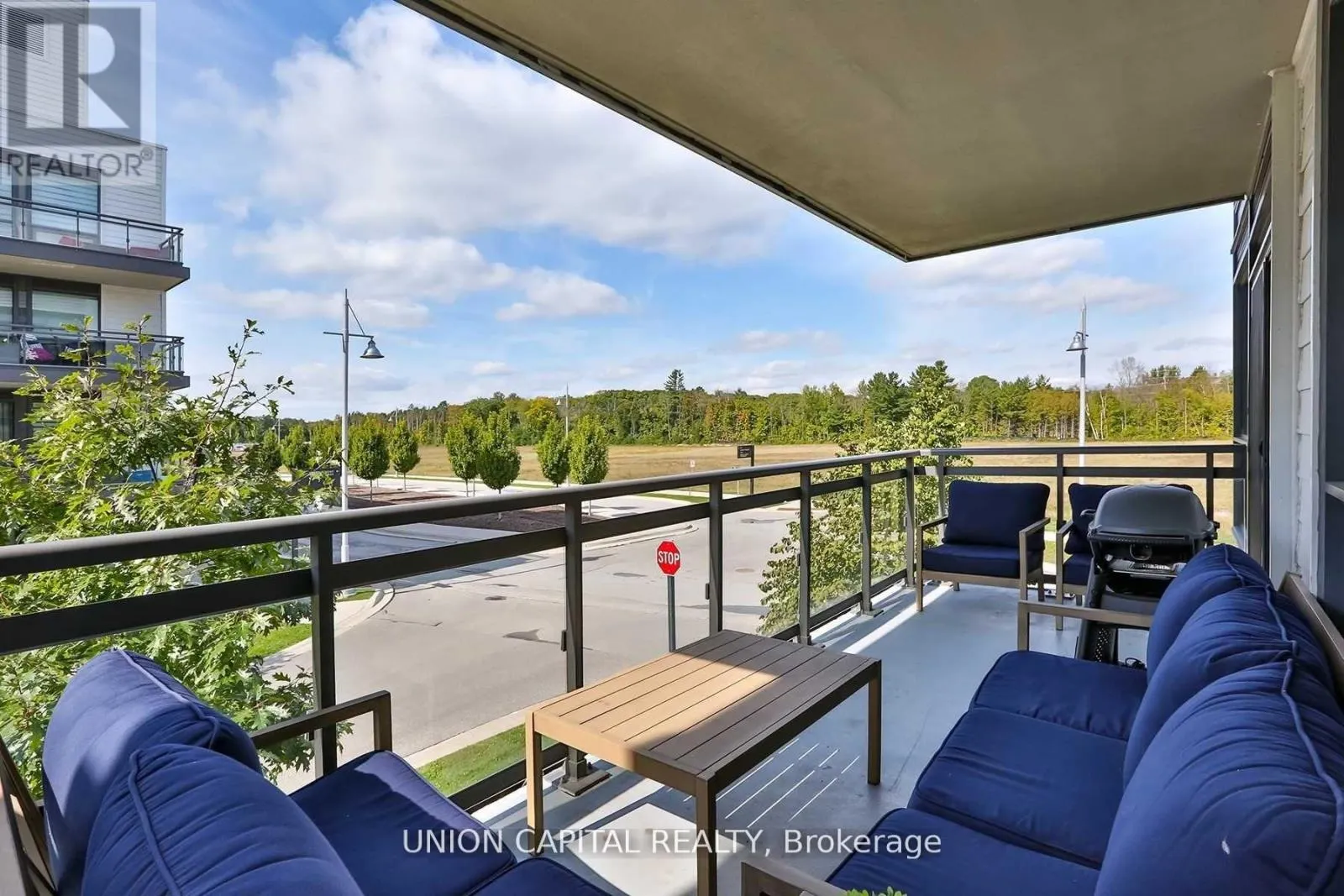 B212 - 271 SEA RAY AVENUE
