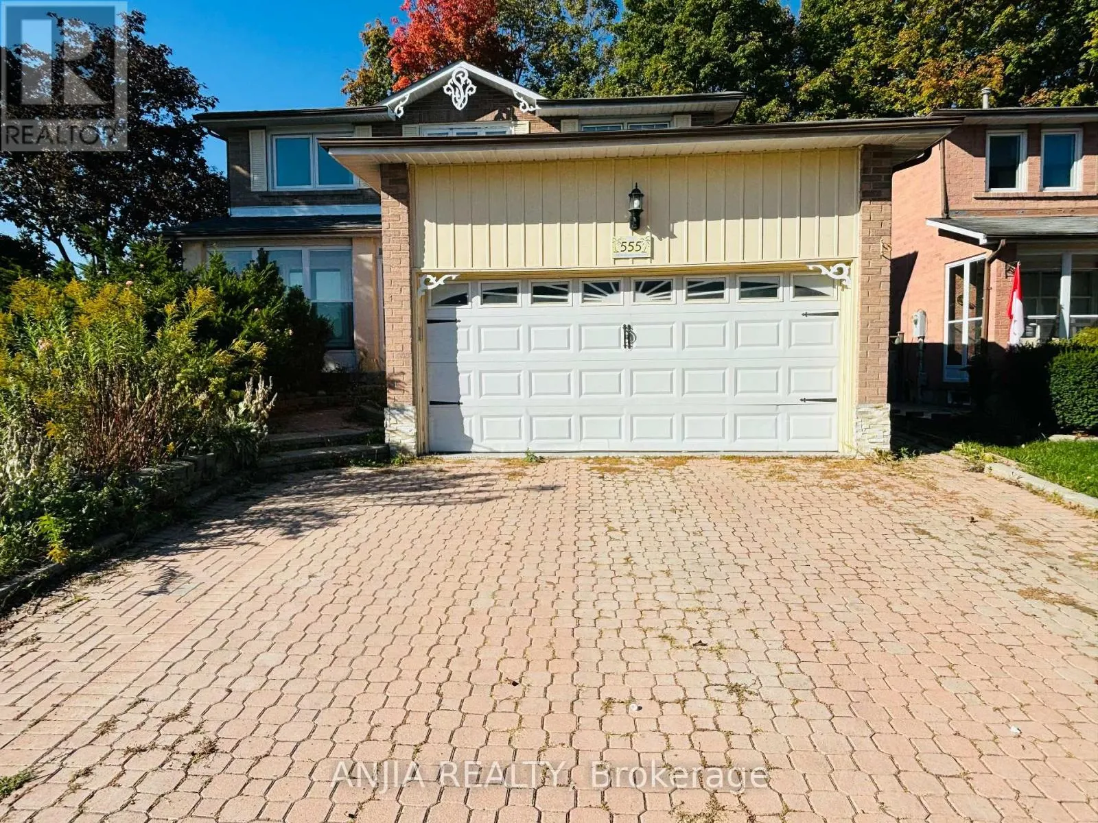 555 RAYMERVILLE DRIVE