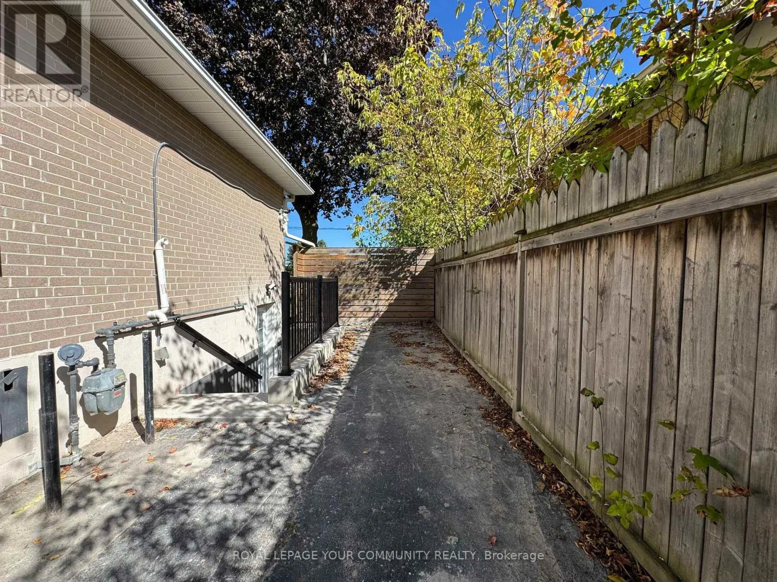 LOWER 2 - 145 HARRISON DRIVE