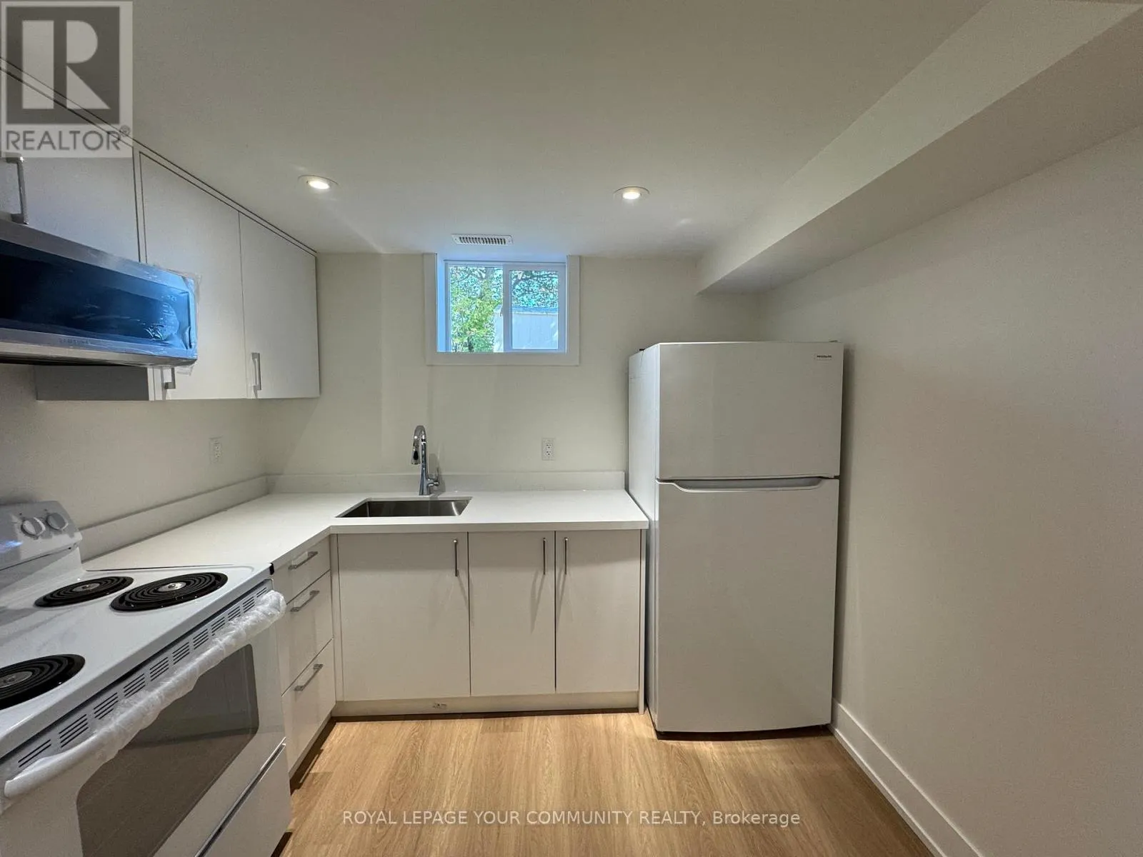 LOWER 2 - 145 HARRISON DRIVE