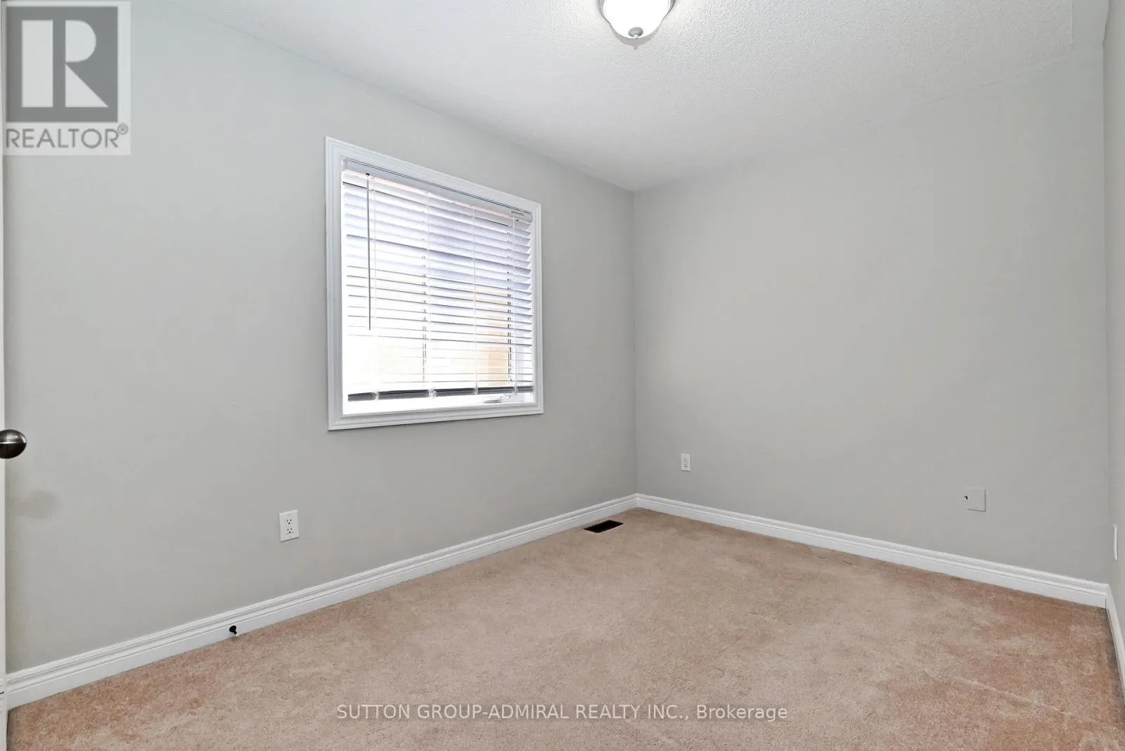 110 SOUTHDOWN AVENUE