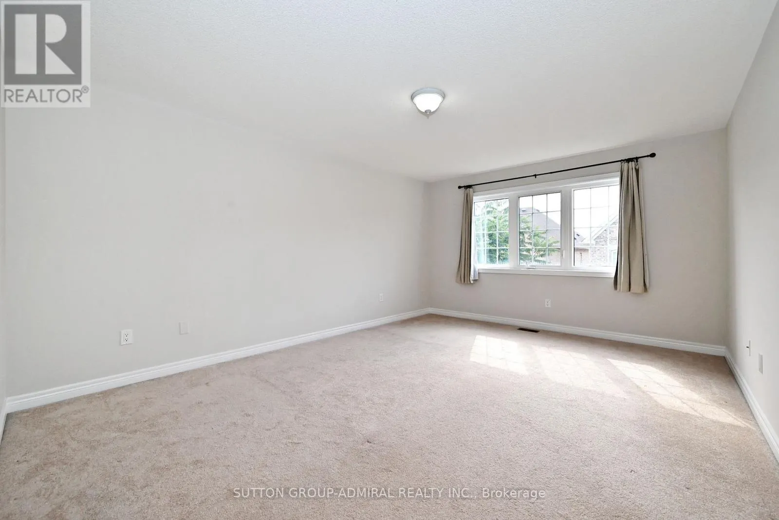 110 SOUTHDOWN AVENUE