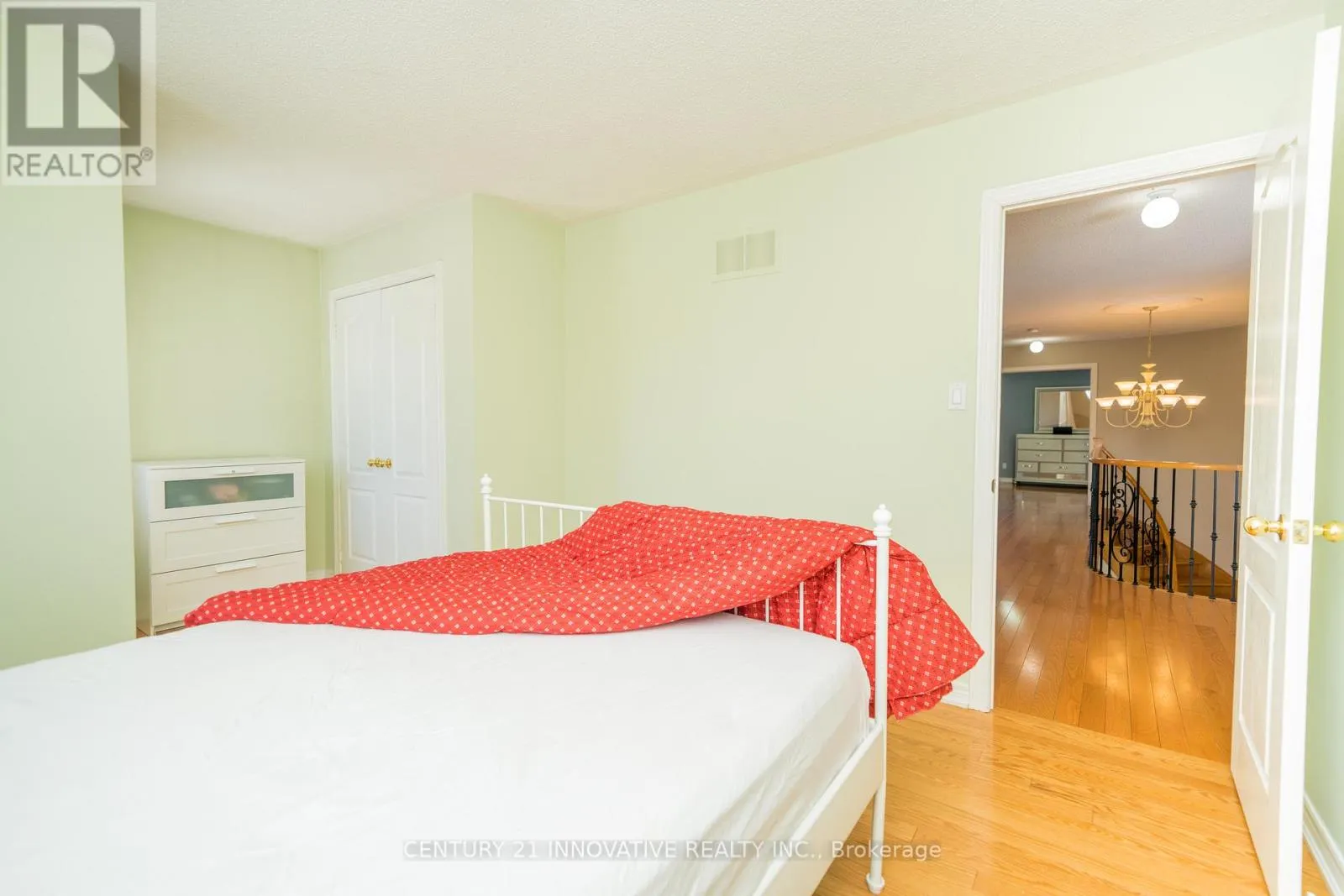 40 NORBURY DRIVE