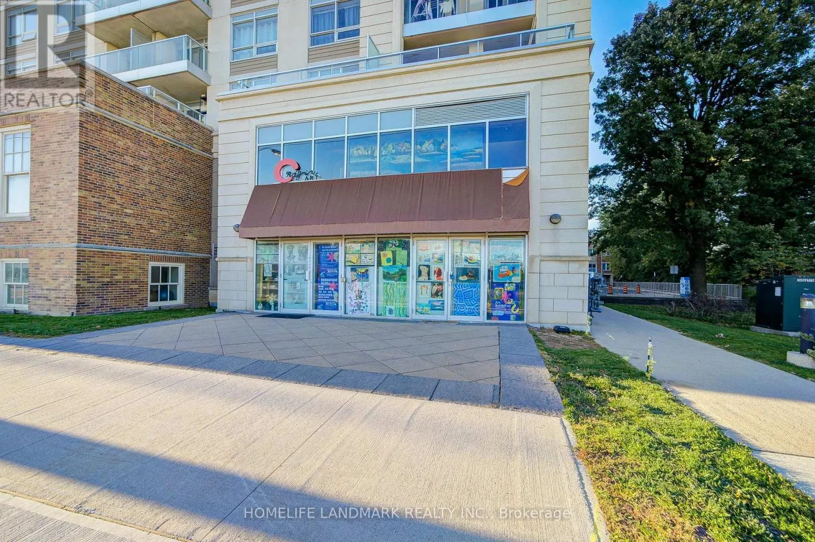 R3 - 4602 STEELES AVENUE