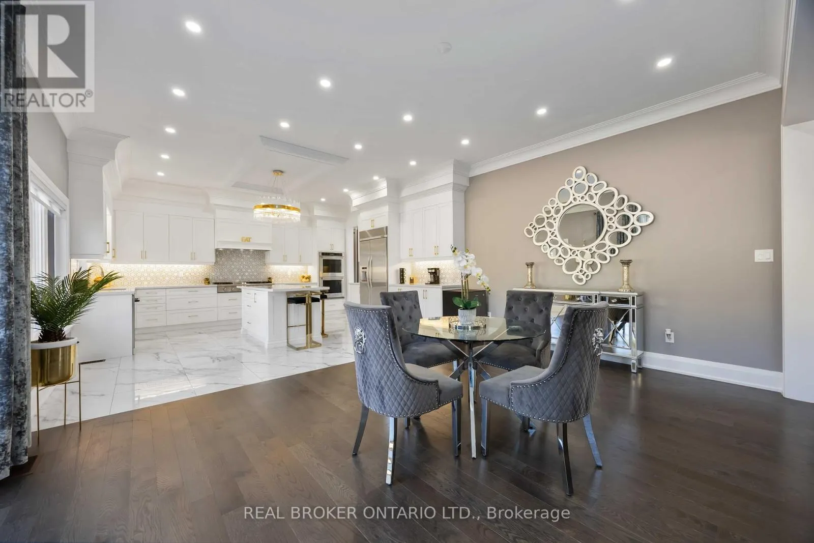 2236 PEMBERTON WAY