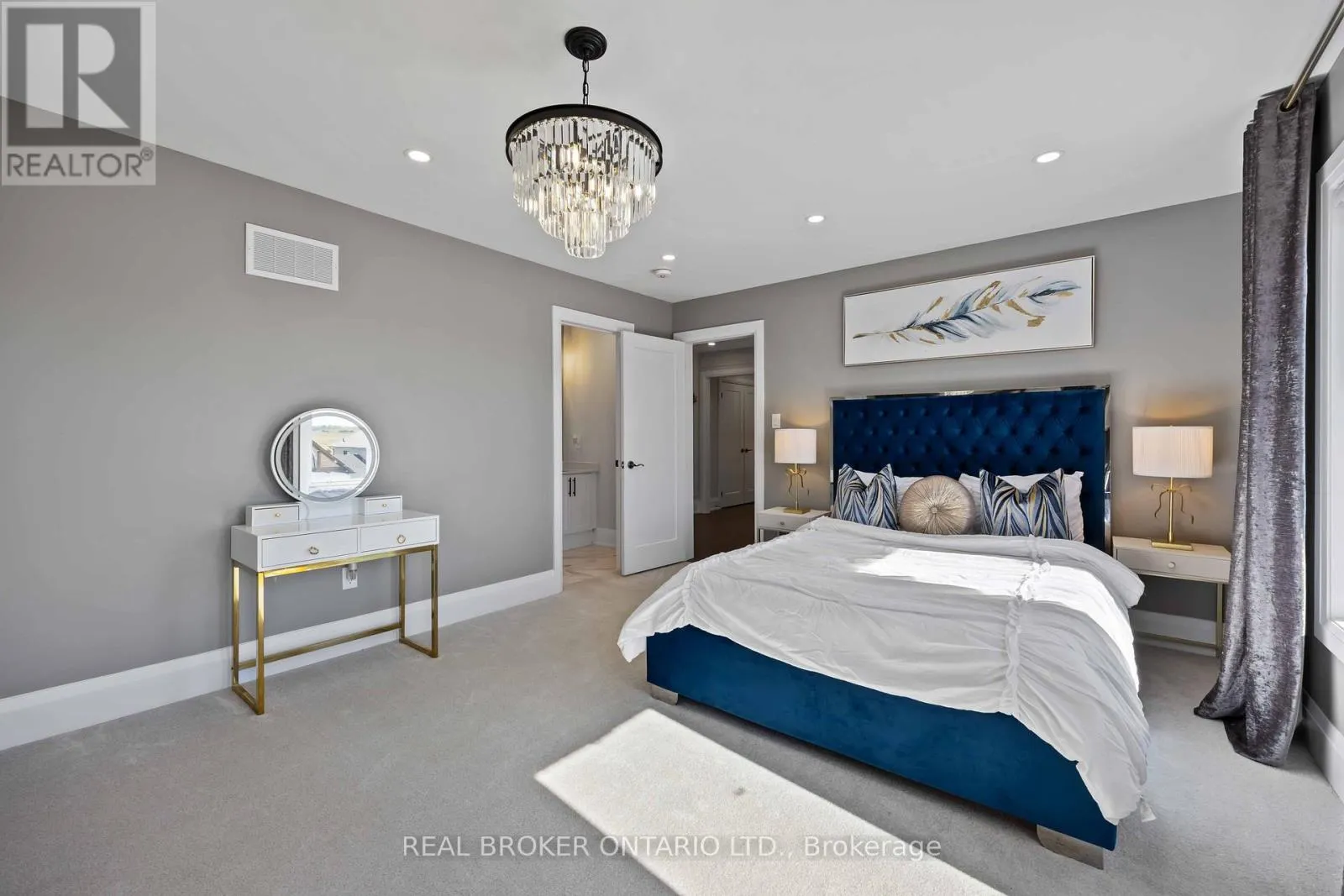 2236 PEMBERTON WAY