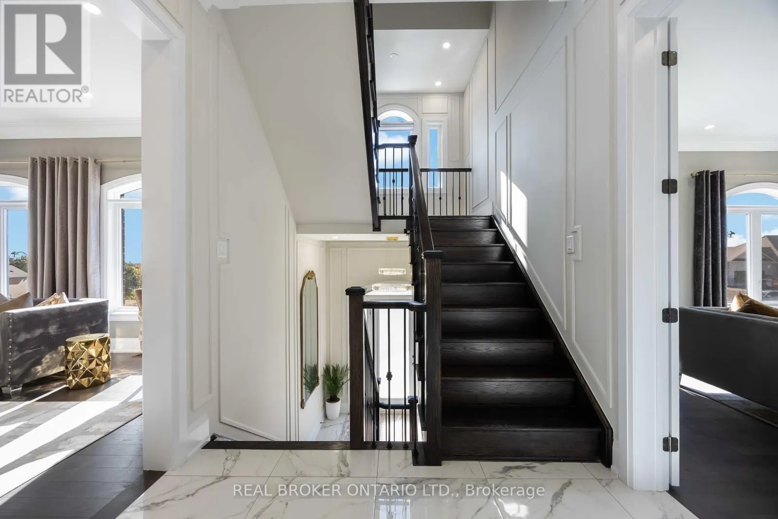 2236 PEMBERTON WAY
