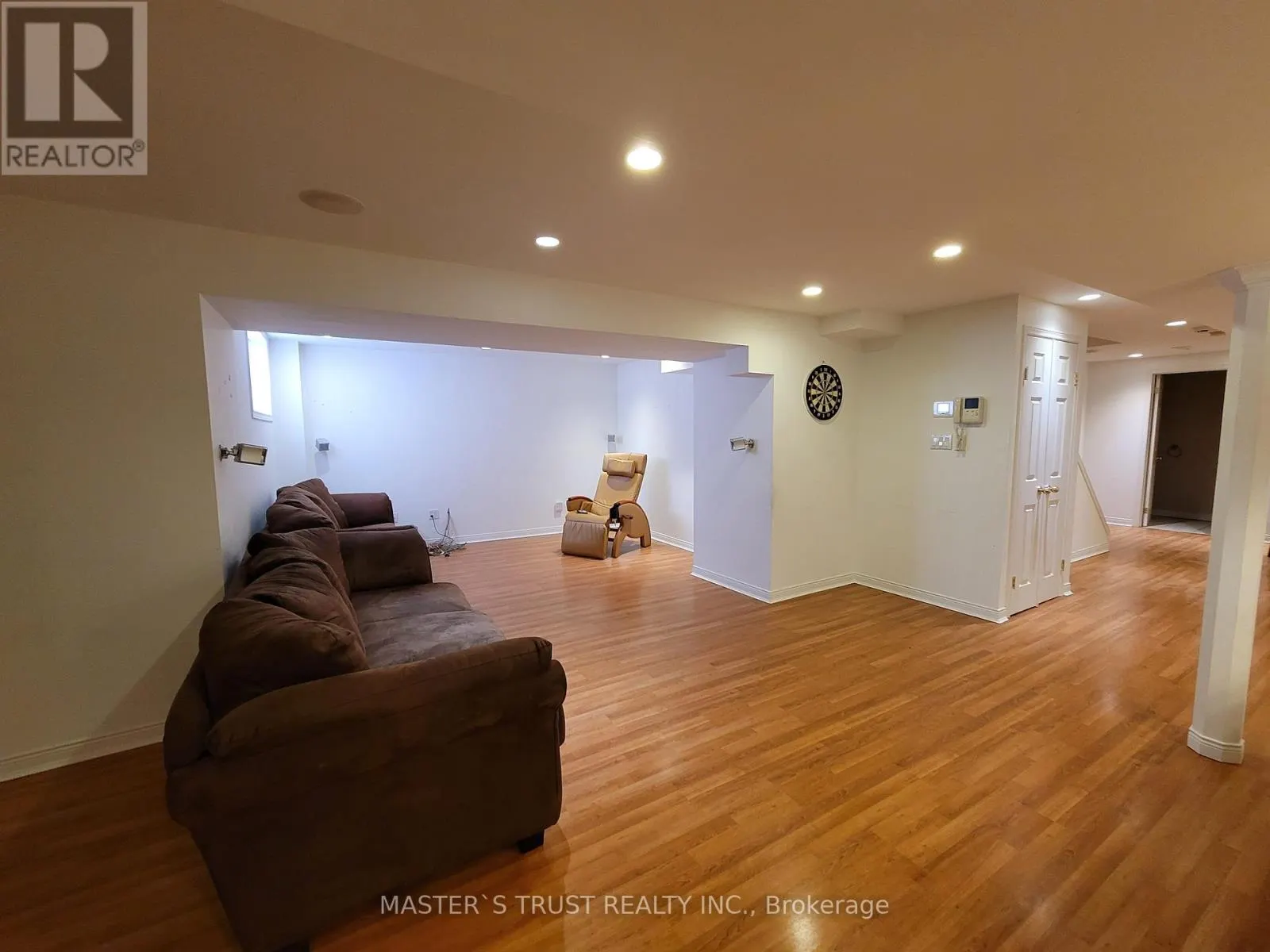 623 CARLTON ROAD