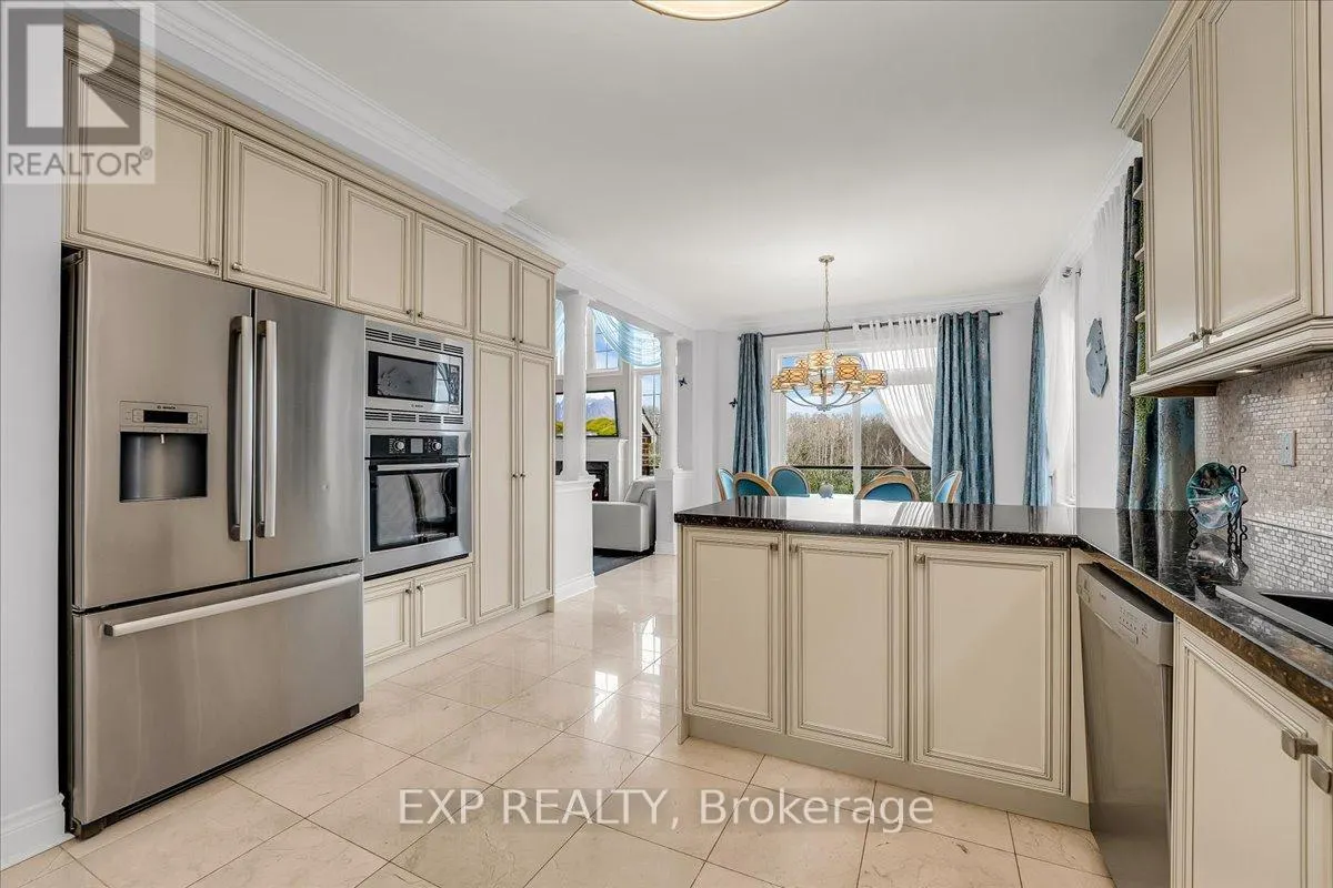 29 WILLIAM BOWES BOULEVARD