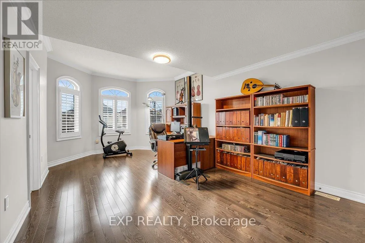 29 WILLIAM BOWES BOULEVARD