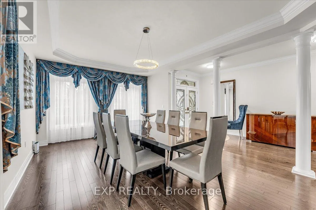 29 WILLIAM BOWES BOULEVARD