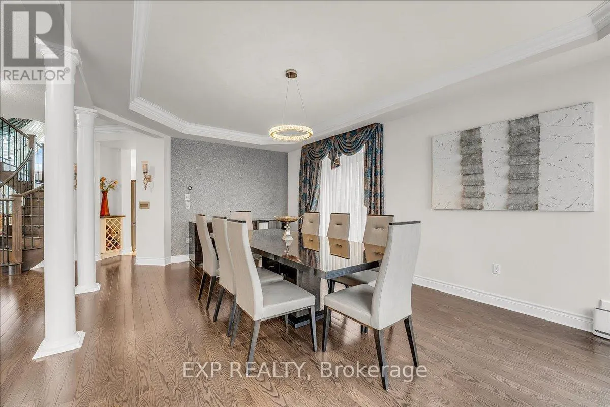 29 WILLIAM BOWES BOULEVARD