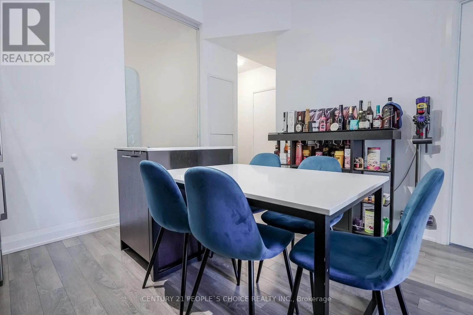 110 - 4800 HIGHWAY 7 ROAD