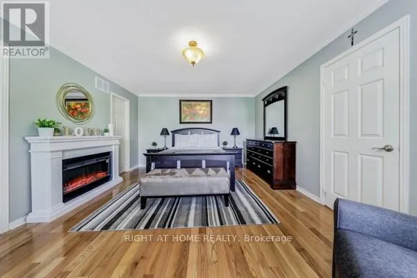108 KING WILLIAM CRESCENT