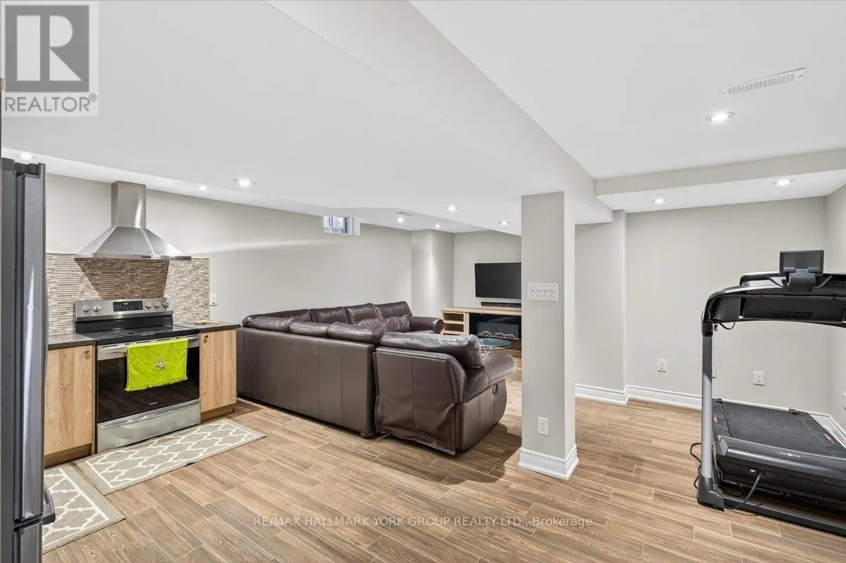 16 WOODLAND TRAIL COURT