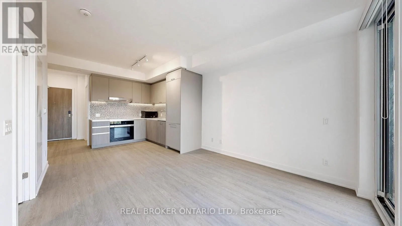 436 - 8188 YONGE STREET