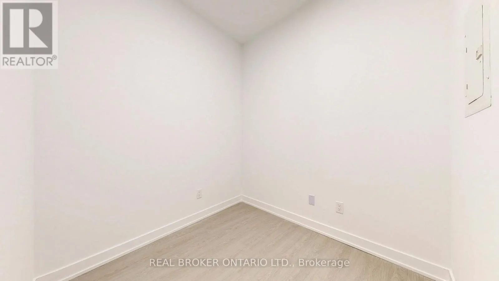 436 - 8188 YONGE STREET