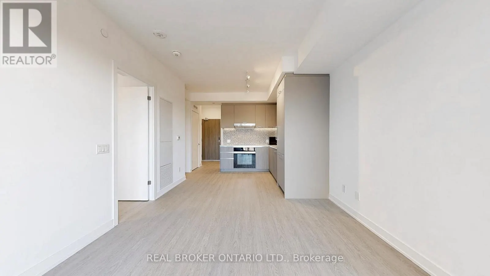 436 - 8188 YONGE STREET