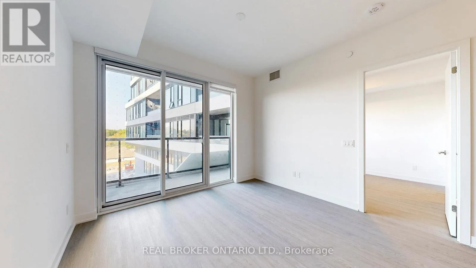 436 - 8188 YONGE STREET