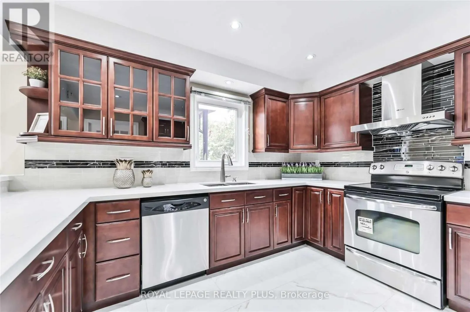 101 VALLEYMEDE DRIVE