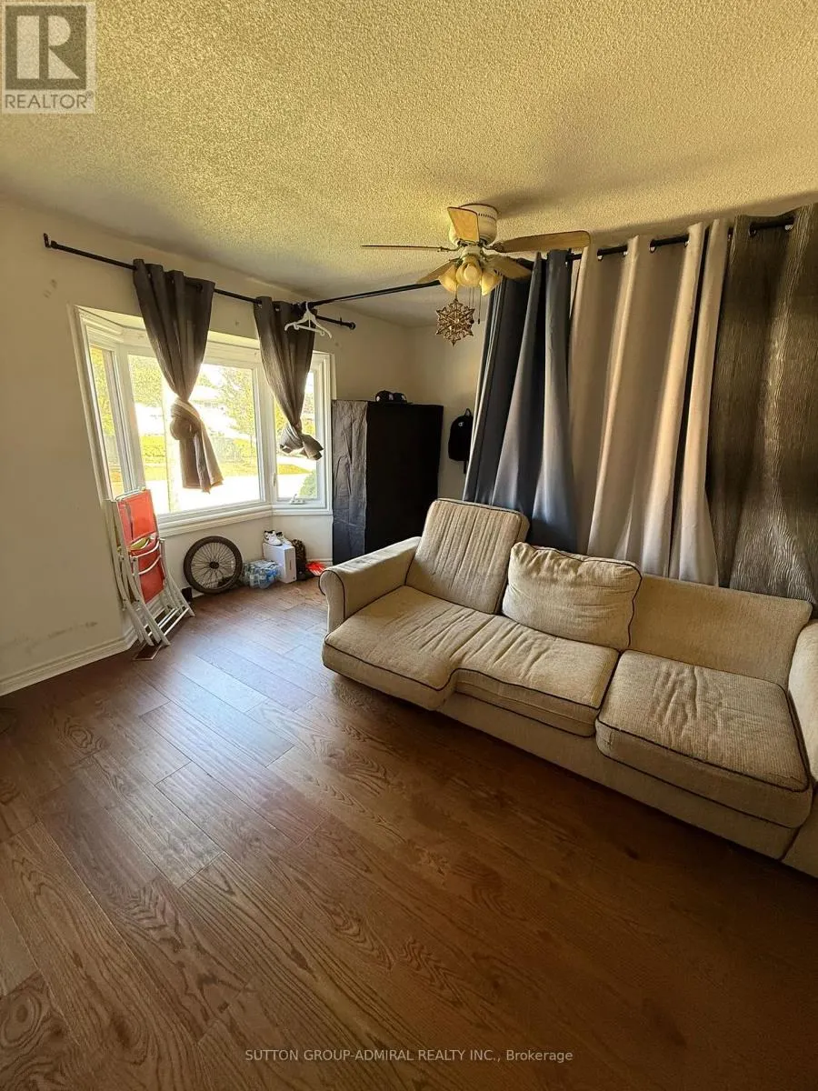 MAIN FLOOR - 166 KULPIN AVENUE