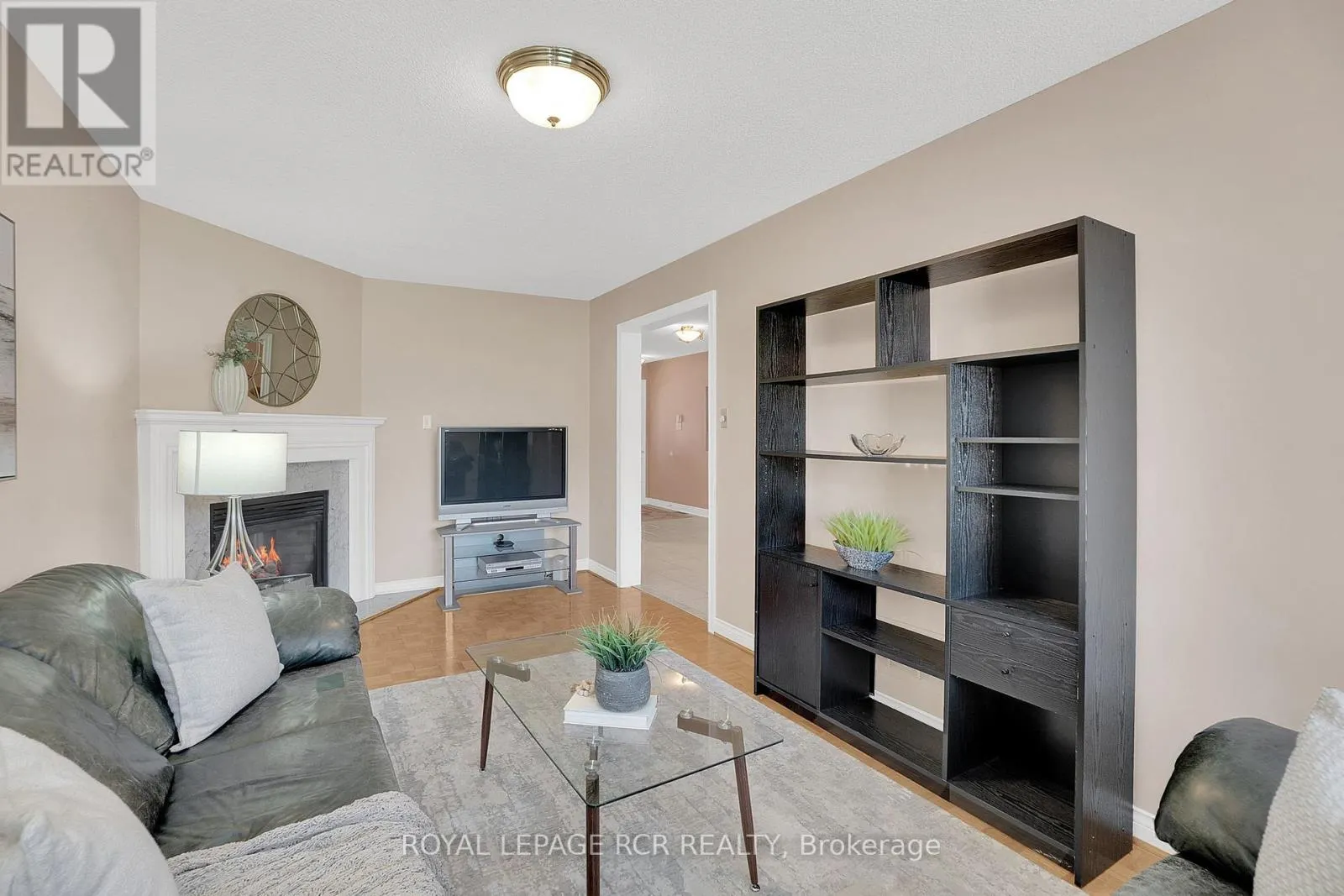 70 ZUCCHET COURT