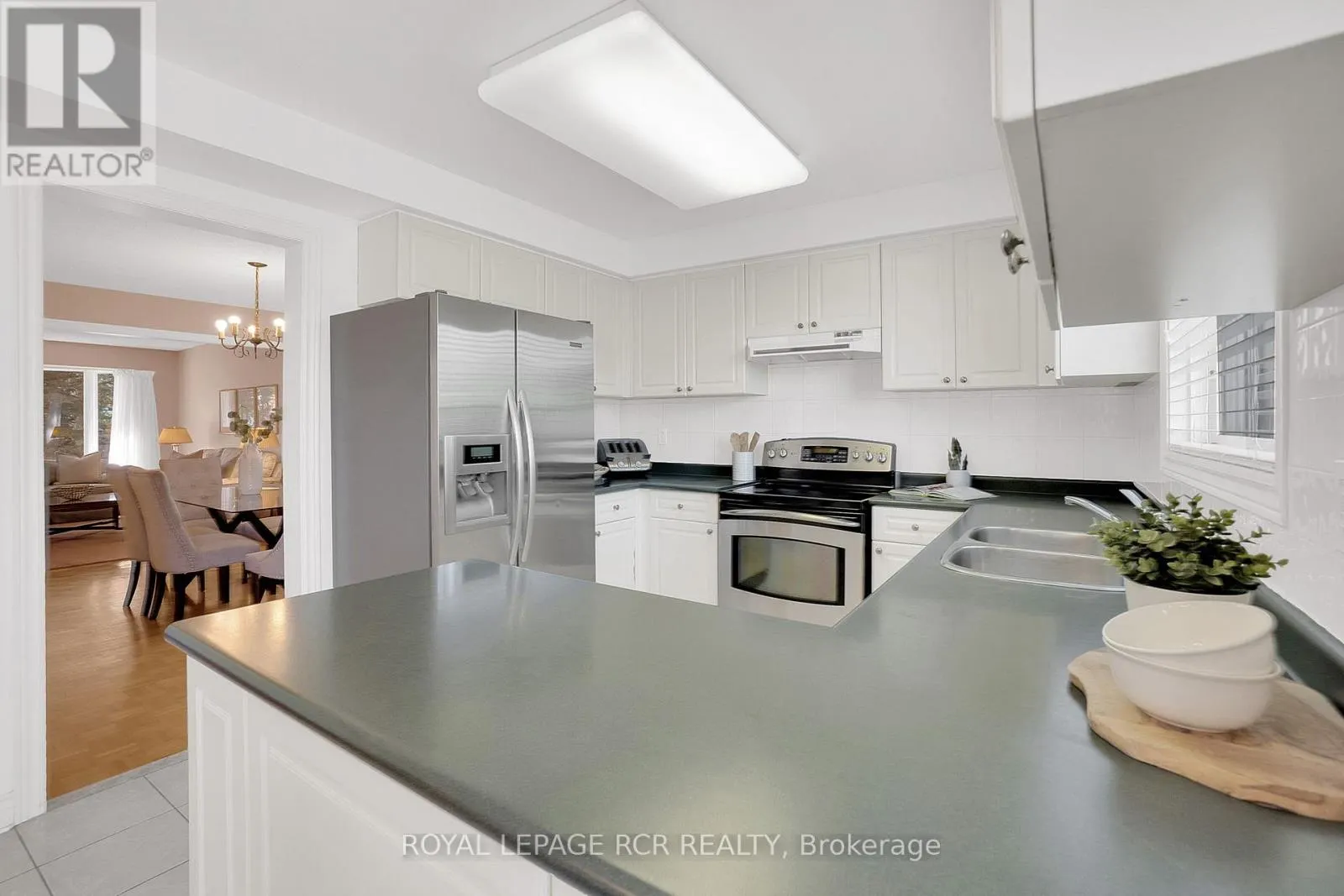 70 ZUCCHET COURT