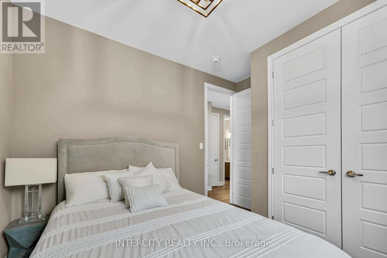 14 GREAT HERON COURT