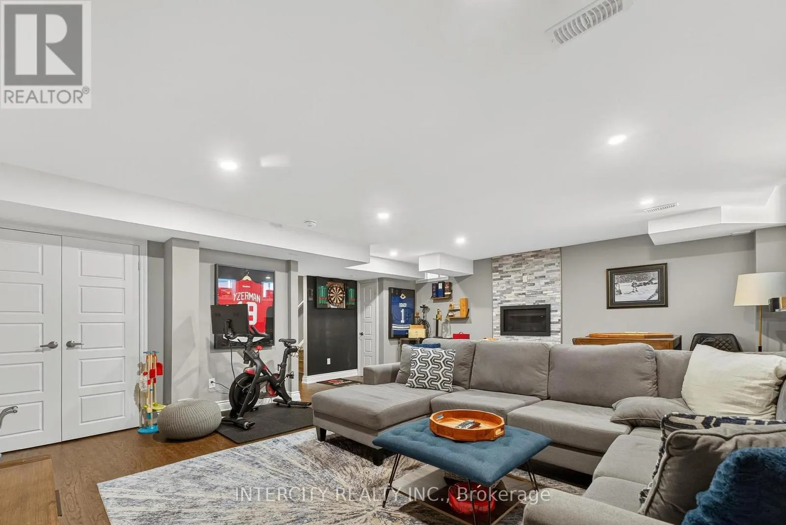 14 GREAT HERON COURT