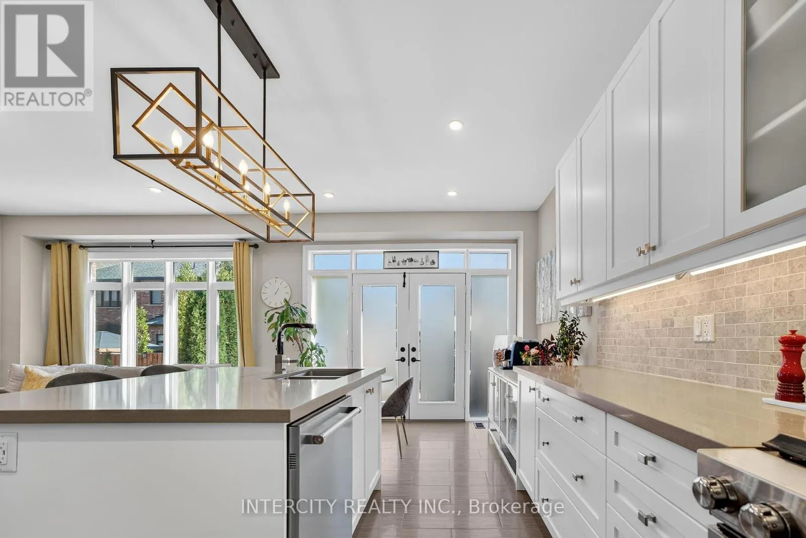 14 GREAT HERON COURT