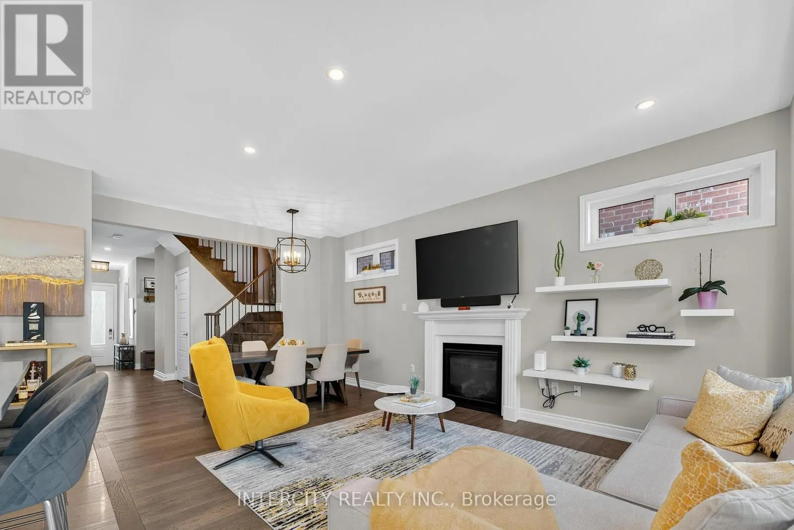 14 GREAT HERON COURT