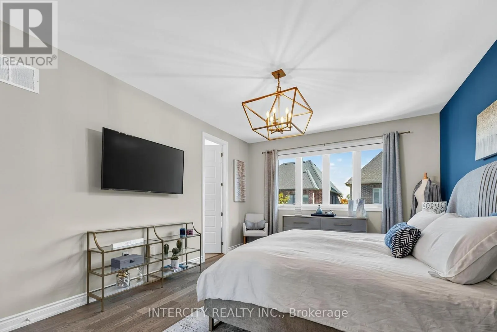 14 GREAT HERON COURT