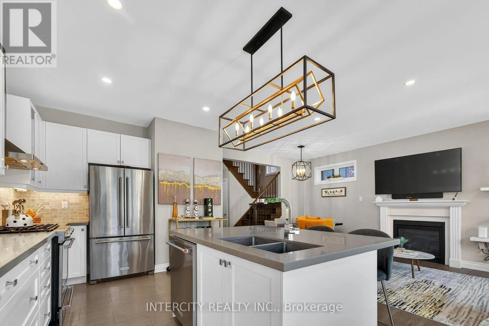 14 GREAT HERON COURT