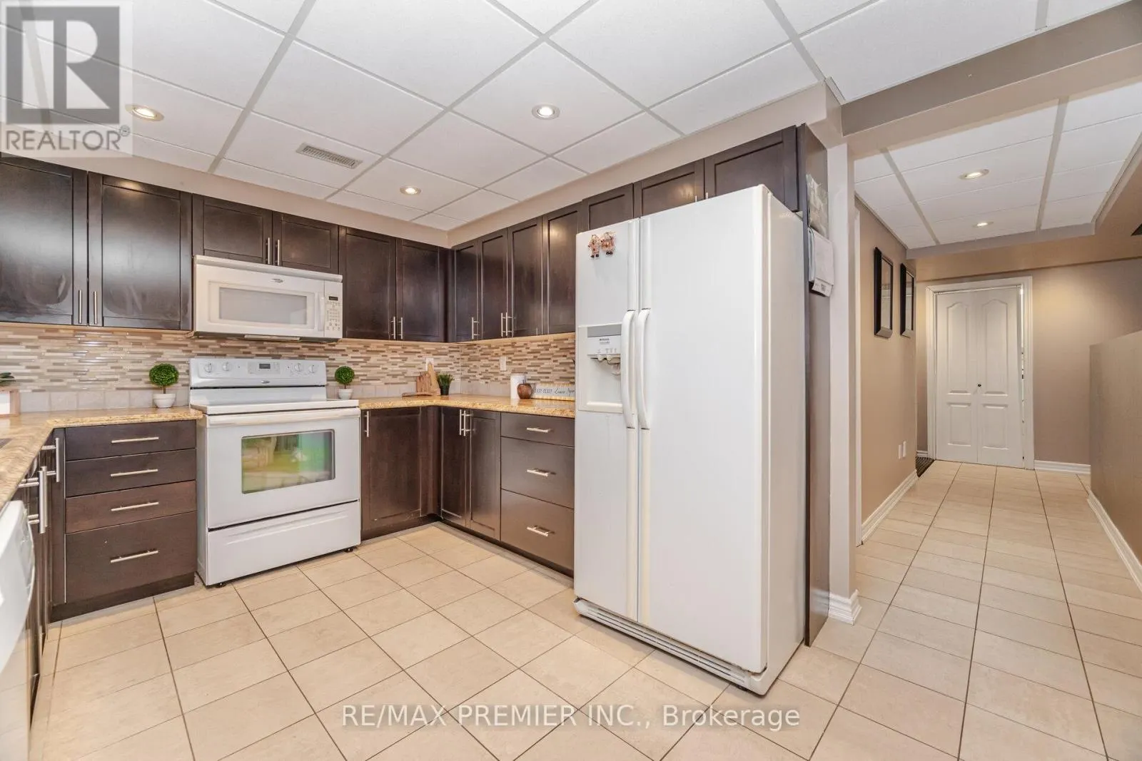183 REGENCY VIEW HEIGHTS