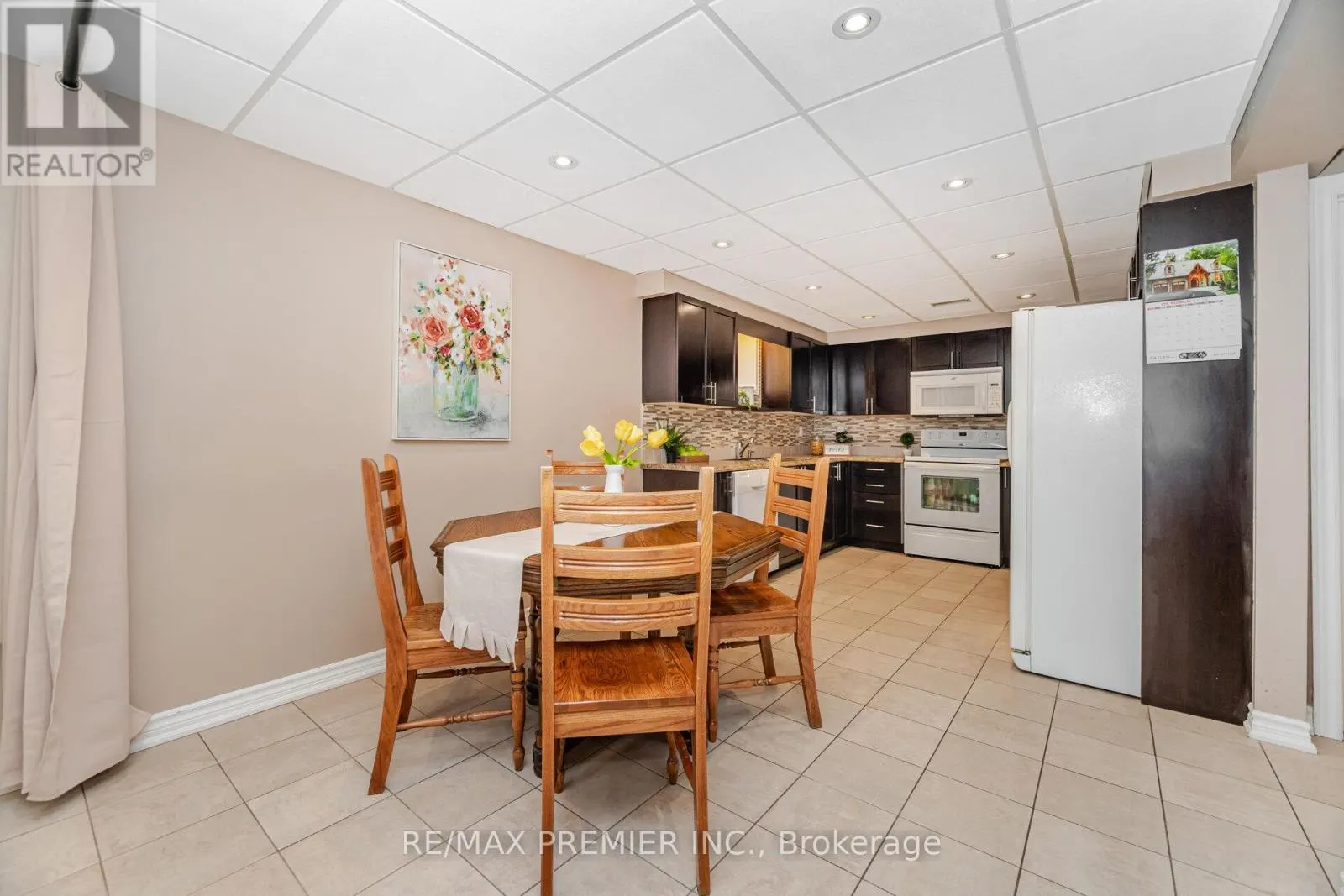 183 REGENCY VIEW HEIGHTS