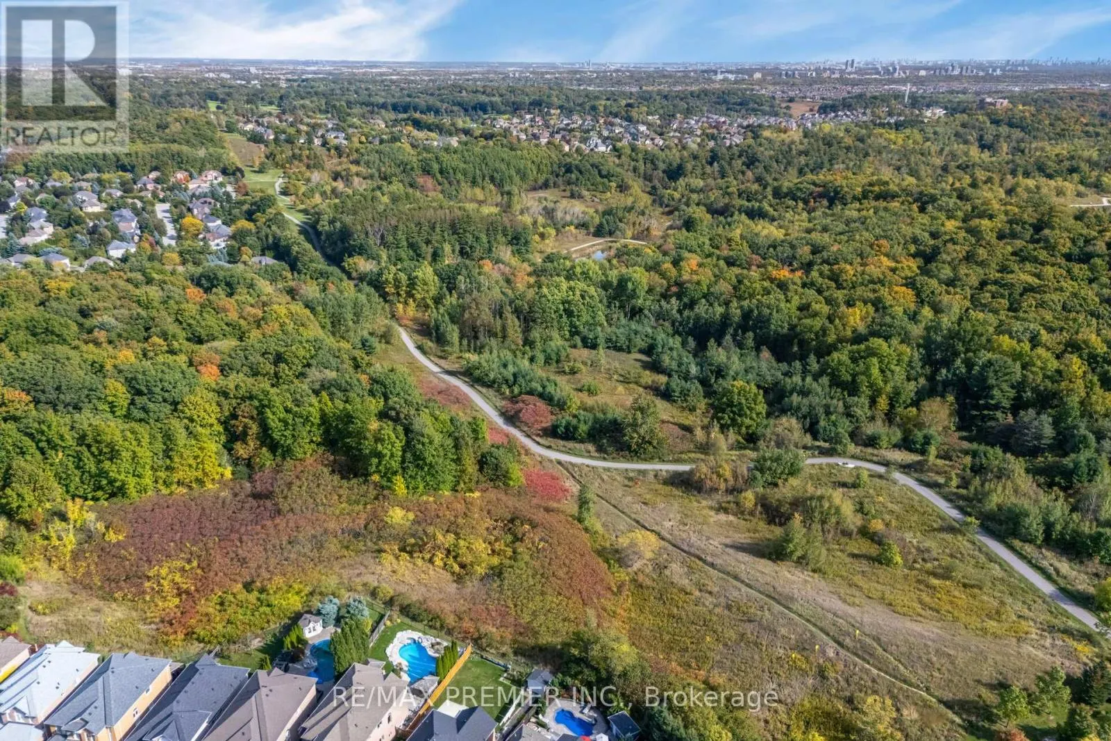 183 REGENCY VIEW HEIGHTS