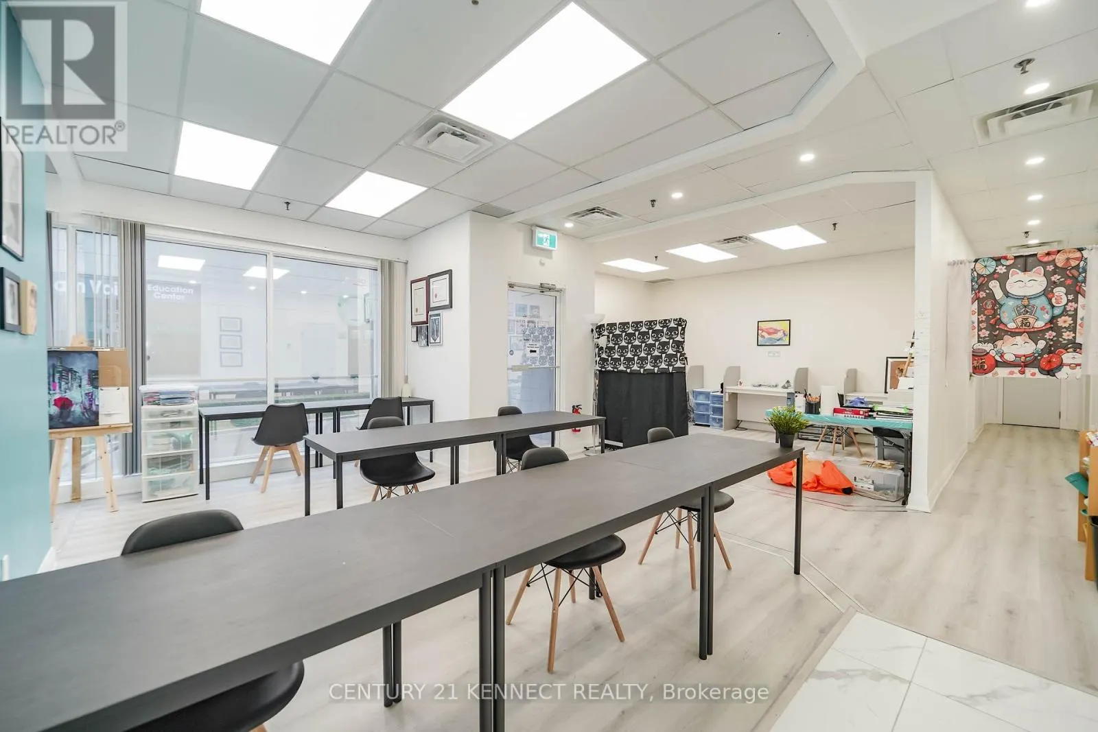 16 - 7780 WOODBINE AVENUE