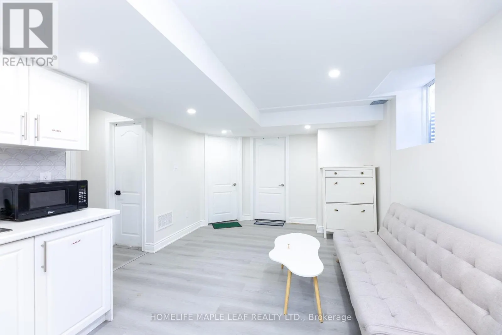 238 DEVONSLEIGH BOULEVARD