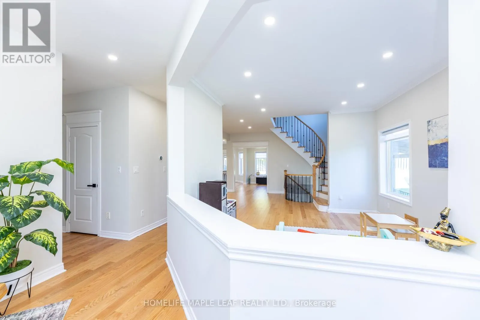 238 DEVONSLEIGH BOULEVARD