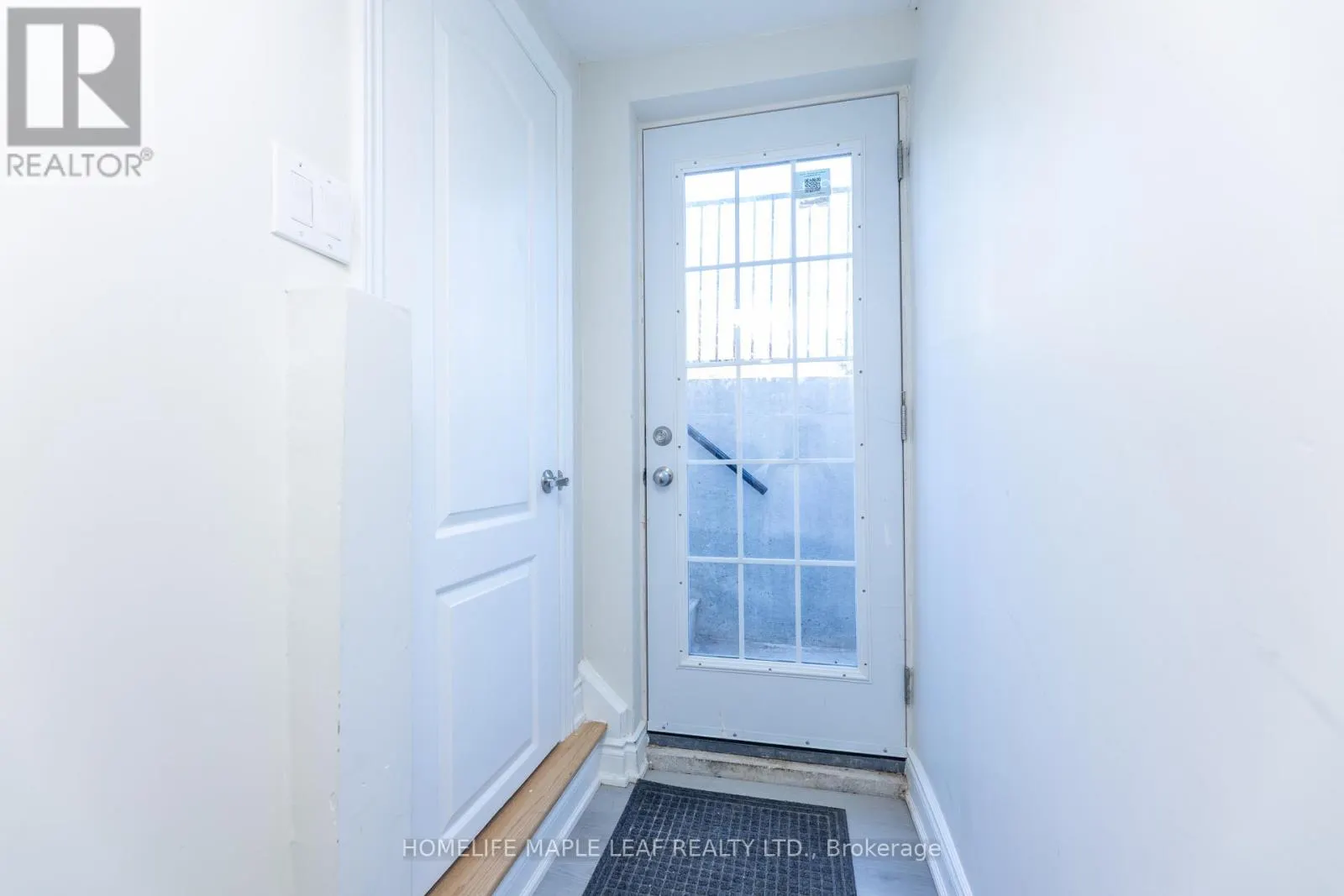 238 DEVONSLEIGH BOULEVARD