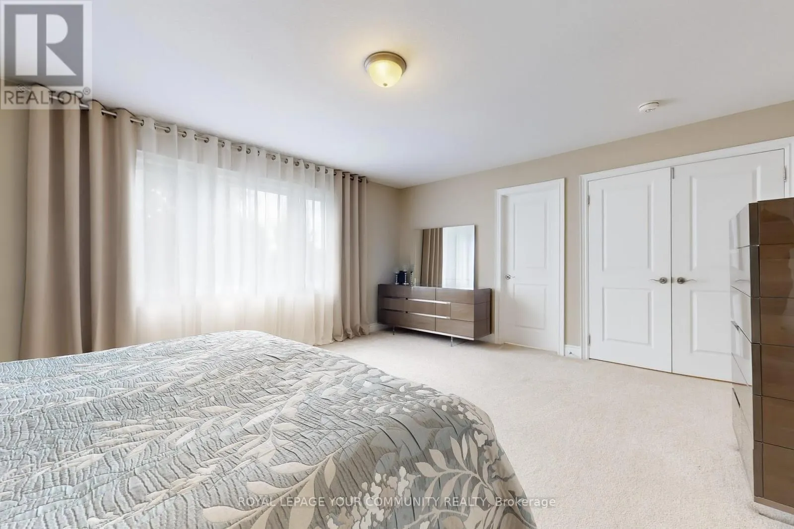 19 RICHMOND PARK DRIVE