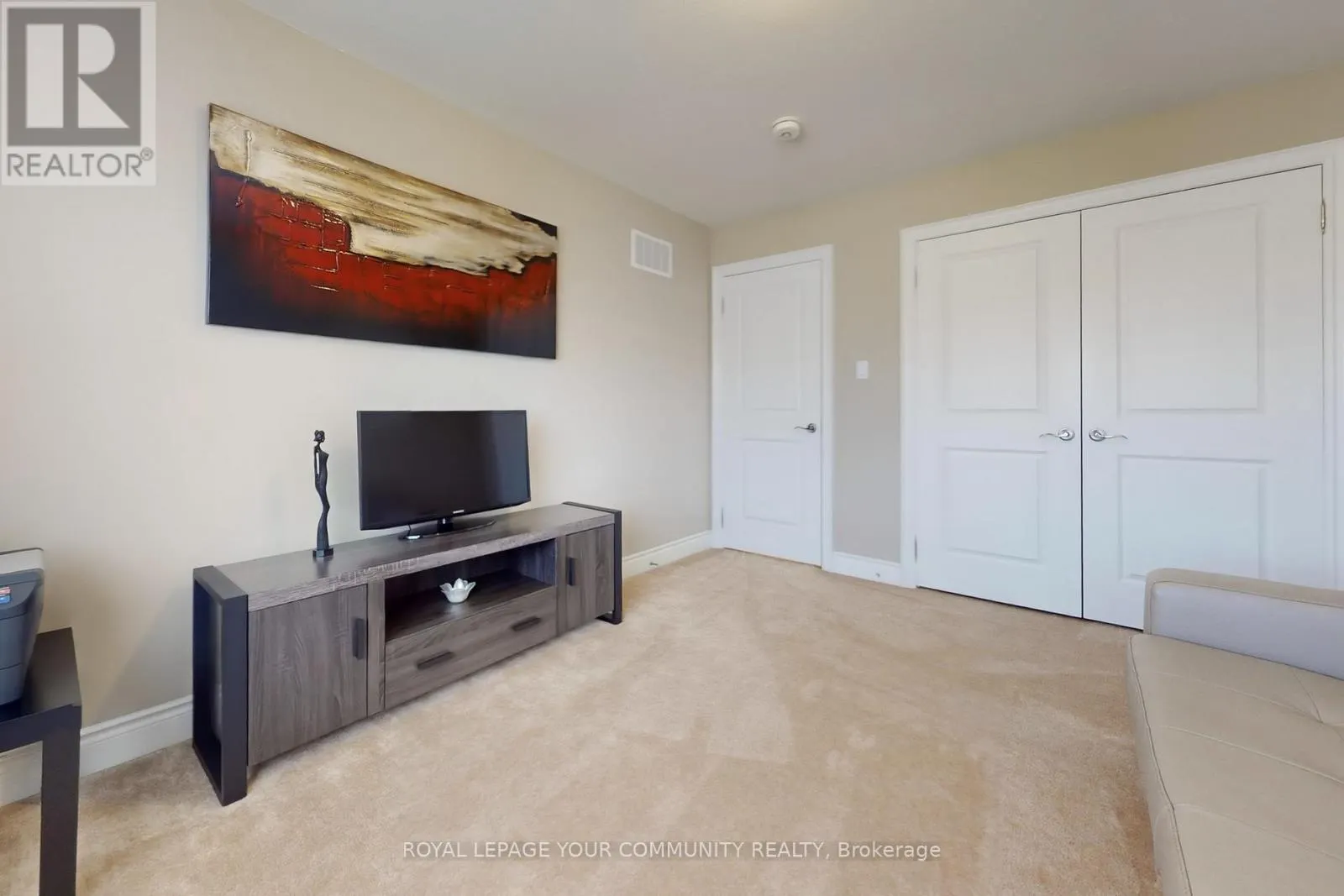 19 RICHMOND PARK DRIVE