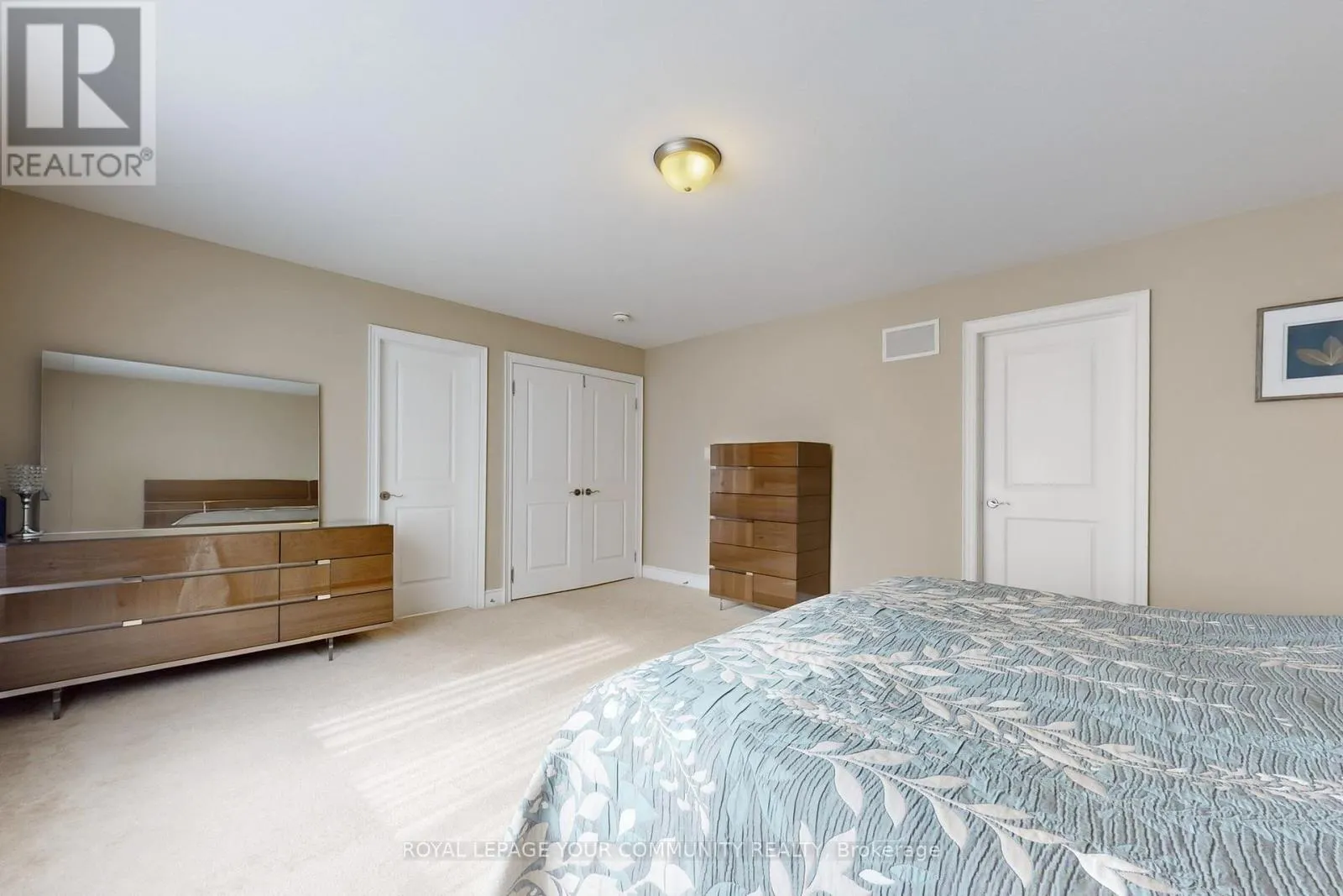 19 RICHMOND PARK DRIVE
