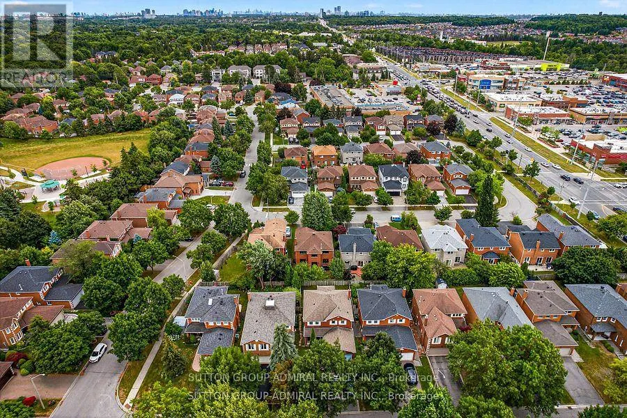 43 KEREMEOS CRESCENT