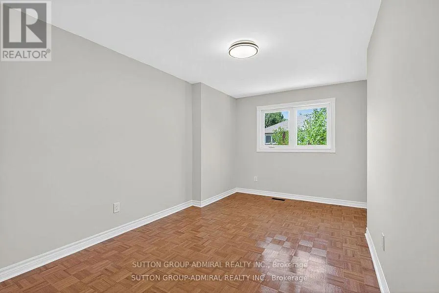 43 KEREMEOS CRESCENT