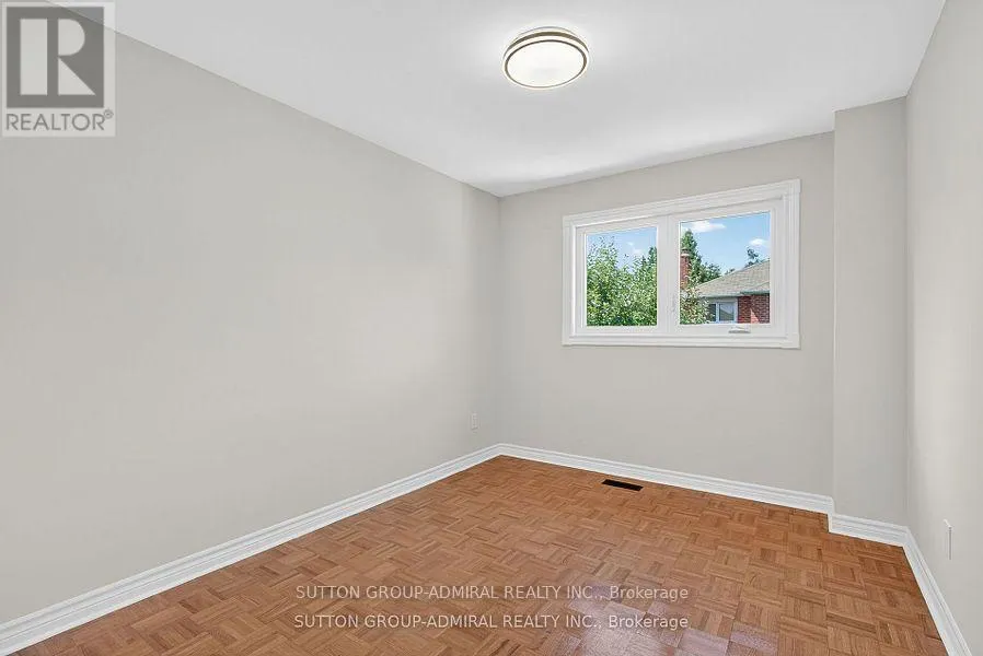 43 KEREMEOS CRESCENT